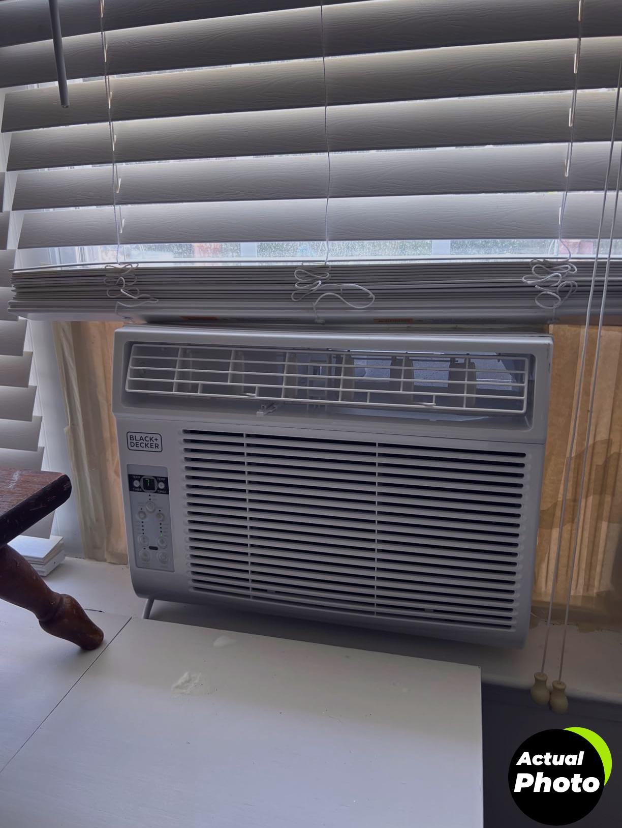blackdecker-window-ac-14300btu-700sqft-foto-1