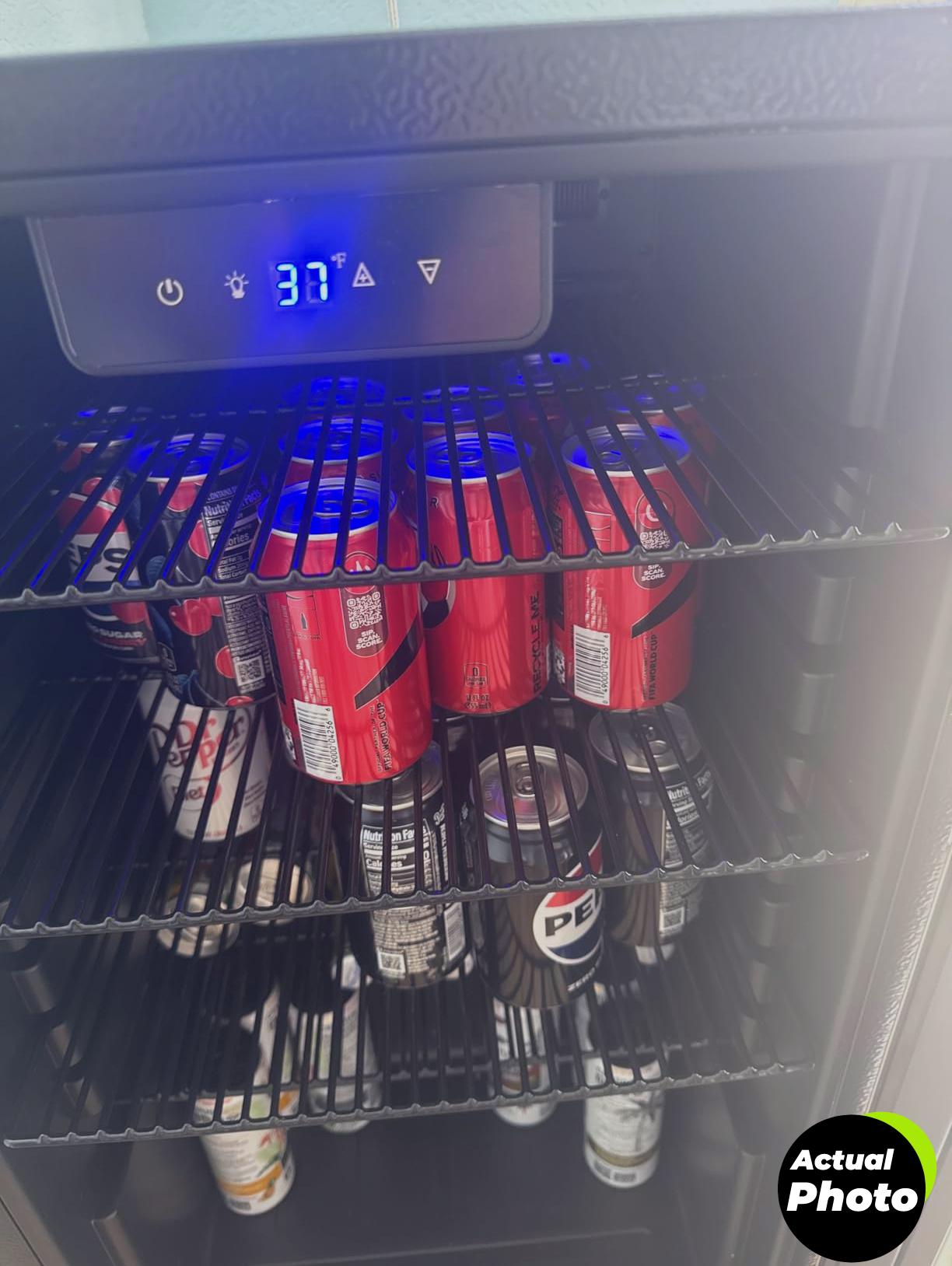 mini-fridge-cooler-black-3-2cuft-foto-3