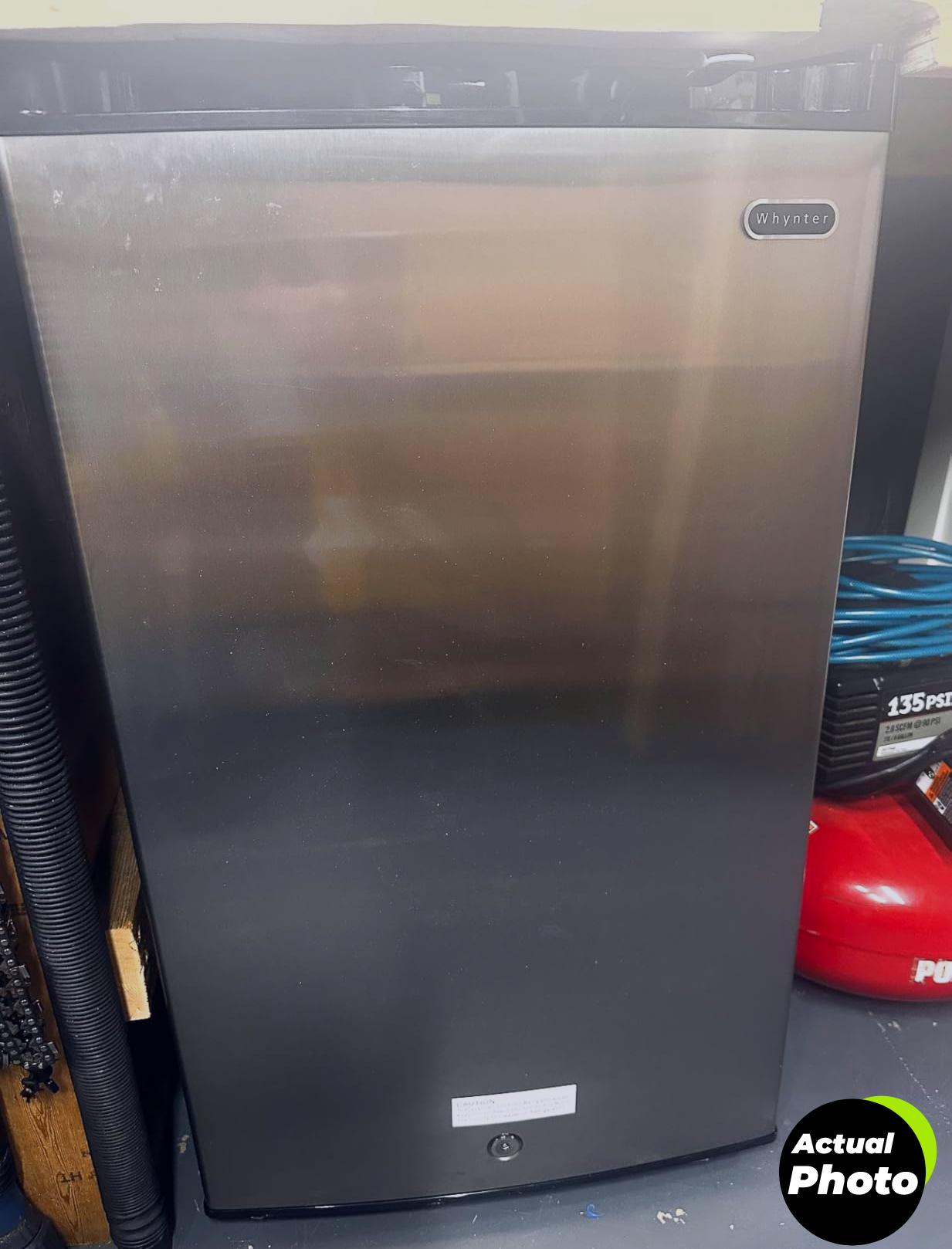 whynter-mini-freezer-stainless-1.1cuft-foto-2